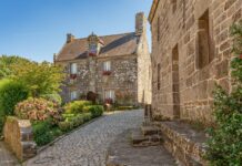 Čičmany – domy w hafty malowane